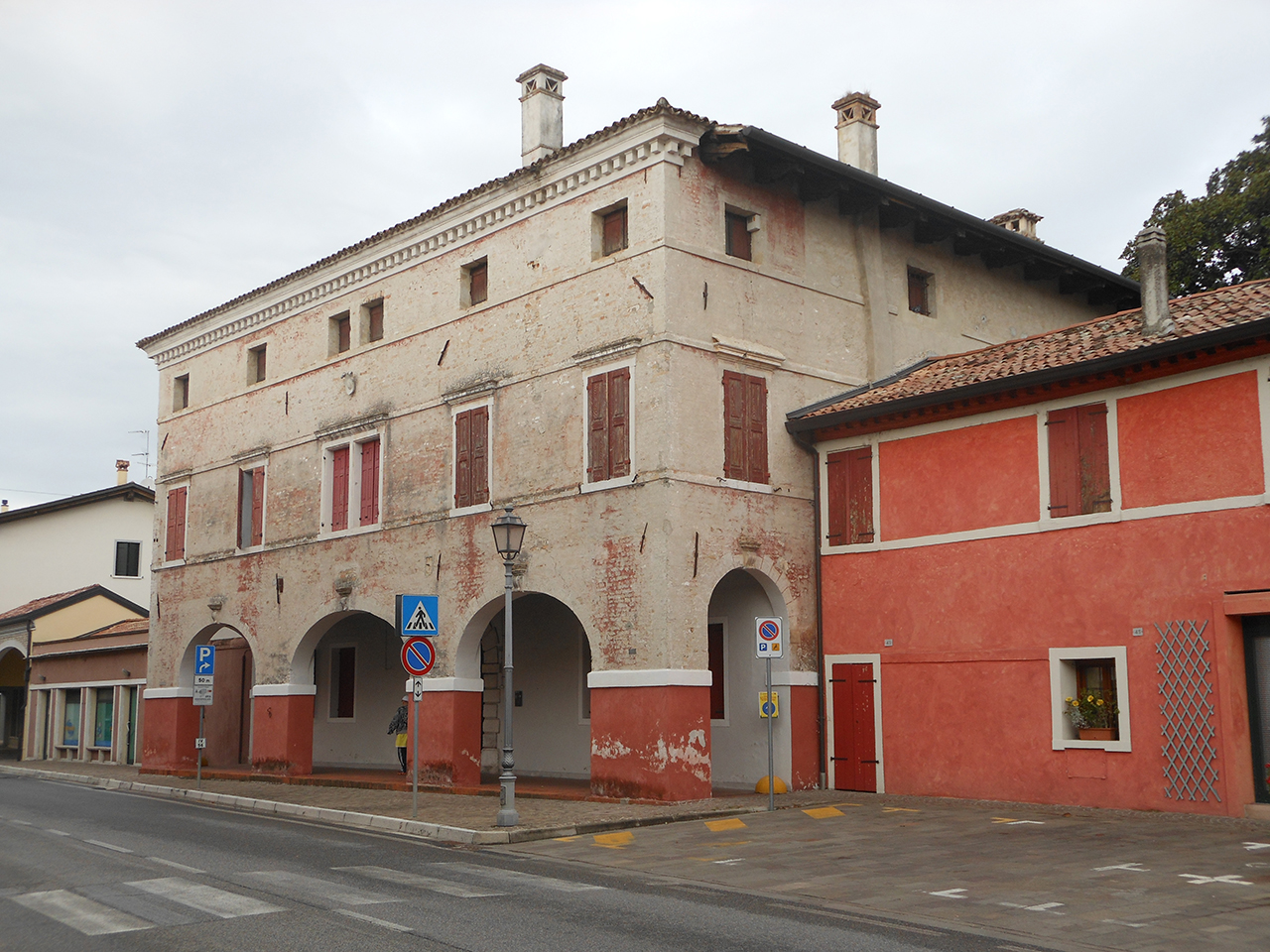 Casa Beccaris, Nonis (casa, nobiliare) - Cordovado (PN) 