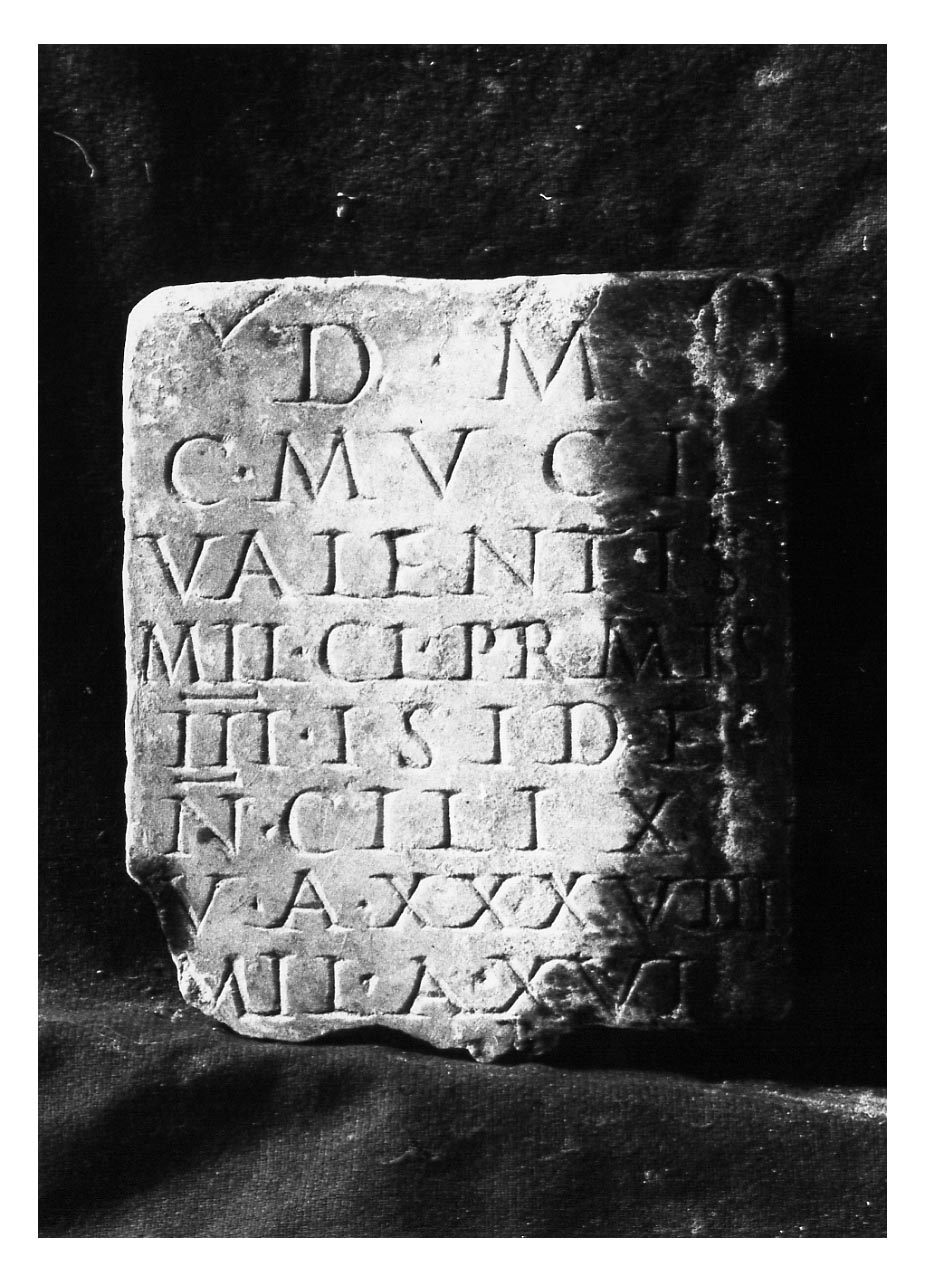 iscrizione funeraria - produzione imperiale (sec. I d.C)