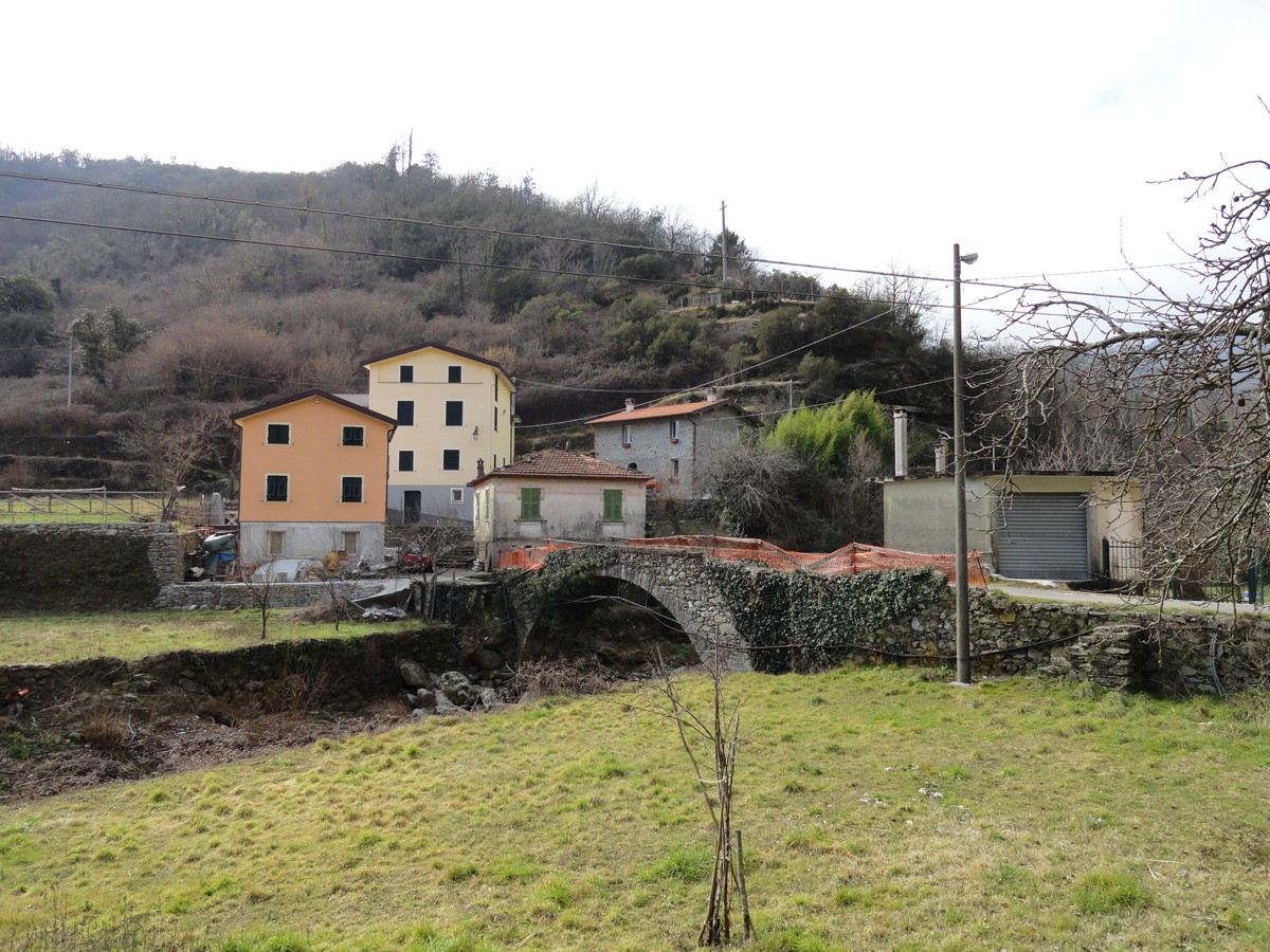 ponte in loc. Mezzavalle (ponte) - San Colombano Certenoli (GE) 