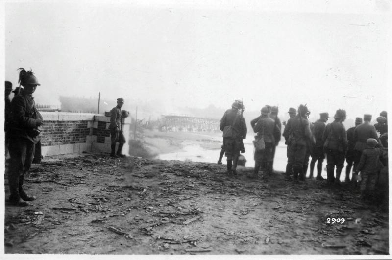 Battaglia di Vittorio Veneto - Soldati italiani - 1918 (positivo) di Marzocchi, Luigi (primo quarto XX)