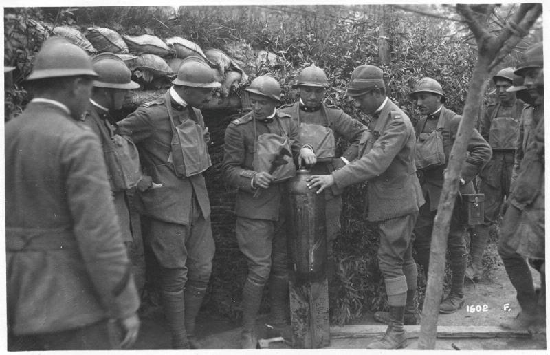 Veneto - Caposile - bombarde - proietti - artiglieria - 1918 (positivo) di Marzocchi, Luigi (primo quarto XX)