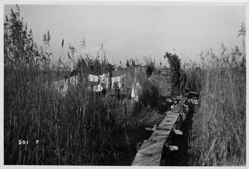 Caposile - Sile - fiumi - capanni - marinai - 1918 (positivo) di Marzocchi, Luigi (primo quarto XX)