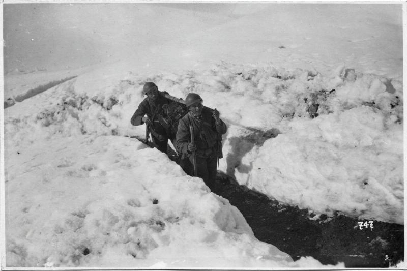 Monte Pertica - ranci - prime linee - 1918 (positivo) di Marzocchi, Luigi (primo quarto XX)