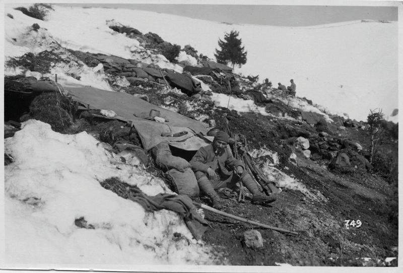 Monte Pertica - truppe - rincalzi - 1918 (positivo) di Marzocchi, Luigi (primo quarto XX)