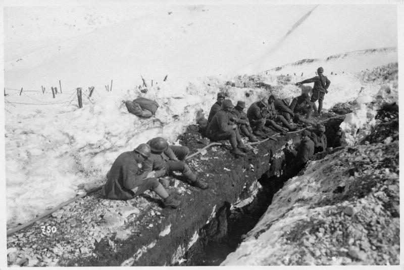 Monte Coston - riposi - camminamenti - 1918 (positivo) di Marzocchi, Luigi (primo quarto XX)