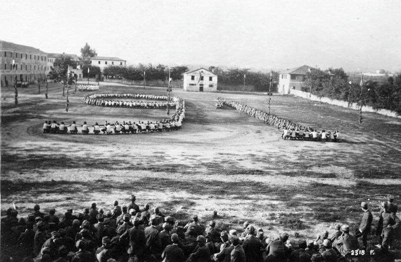 Veneto - Bassano - feste - festeggiamenti - 91° reggimento fanteria - 1918 (positivo) di Marzocchi, Luigi (primo quarto XX)