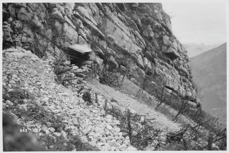 Lago di Garda - rifugi - 1918 (positivo) di Marzocchi, Luigi (primo quarto XX)