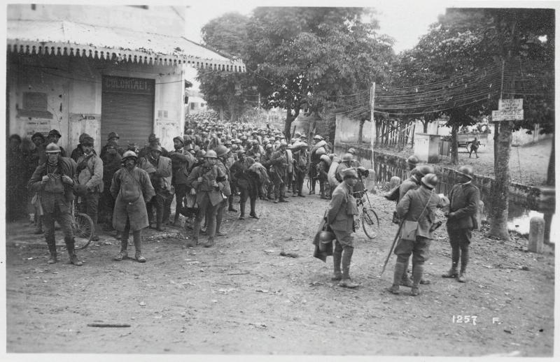 Fossalta di Piave - truppe - rincalzi - 1918 (positivo) di Marzocchi, Luigi (primo quarto XX)