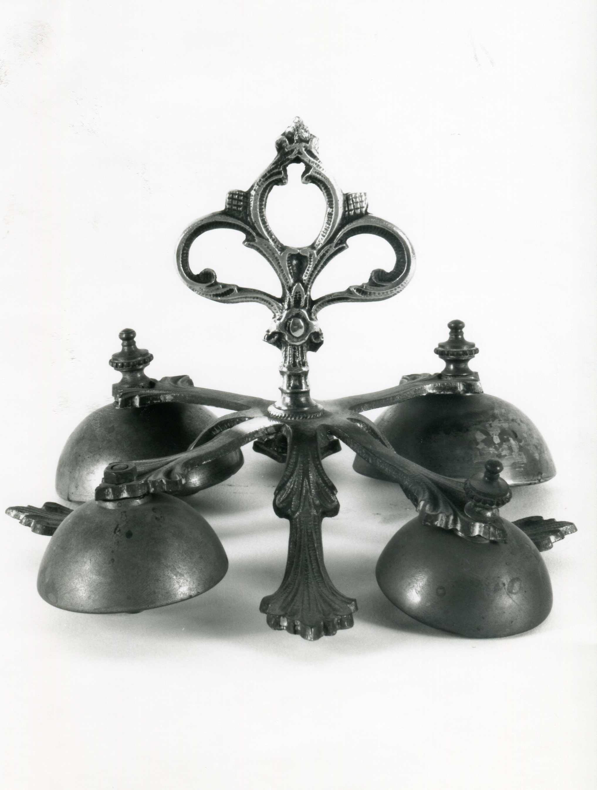 campanello d'altare multiplo, opera isolata - manifattura italiana (fine sec. XIX)
