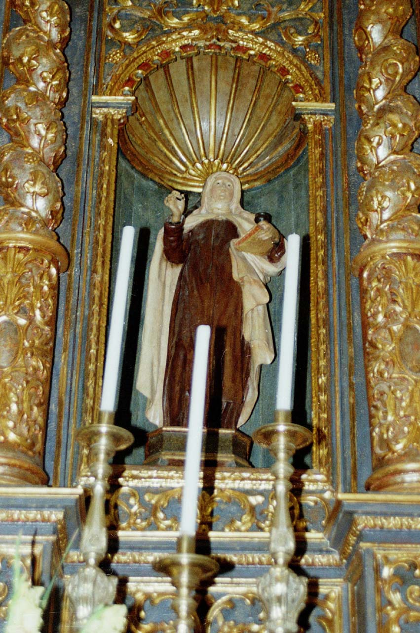 Santa teresa d'avila (statua)