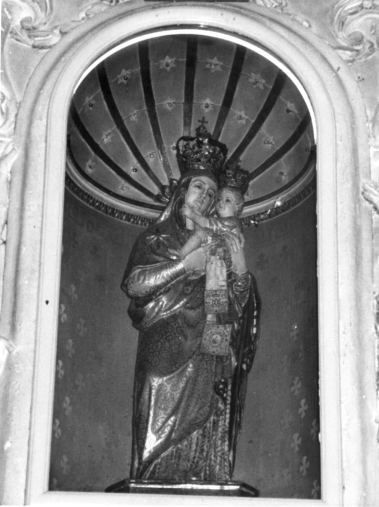 Madonna del carmelo (statua)