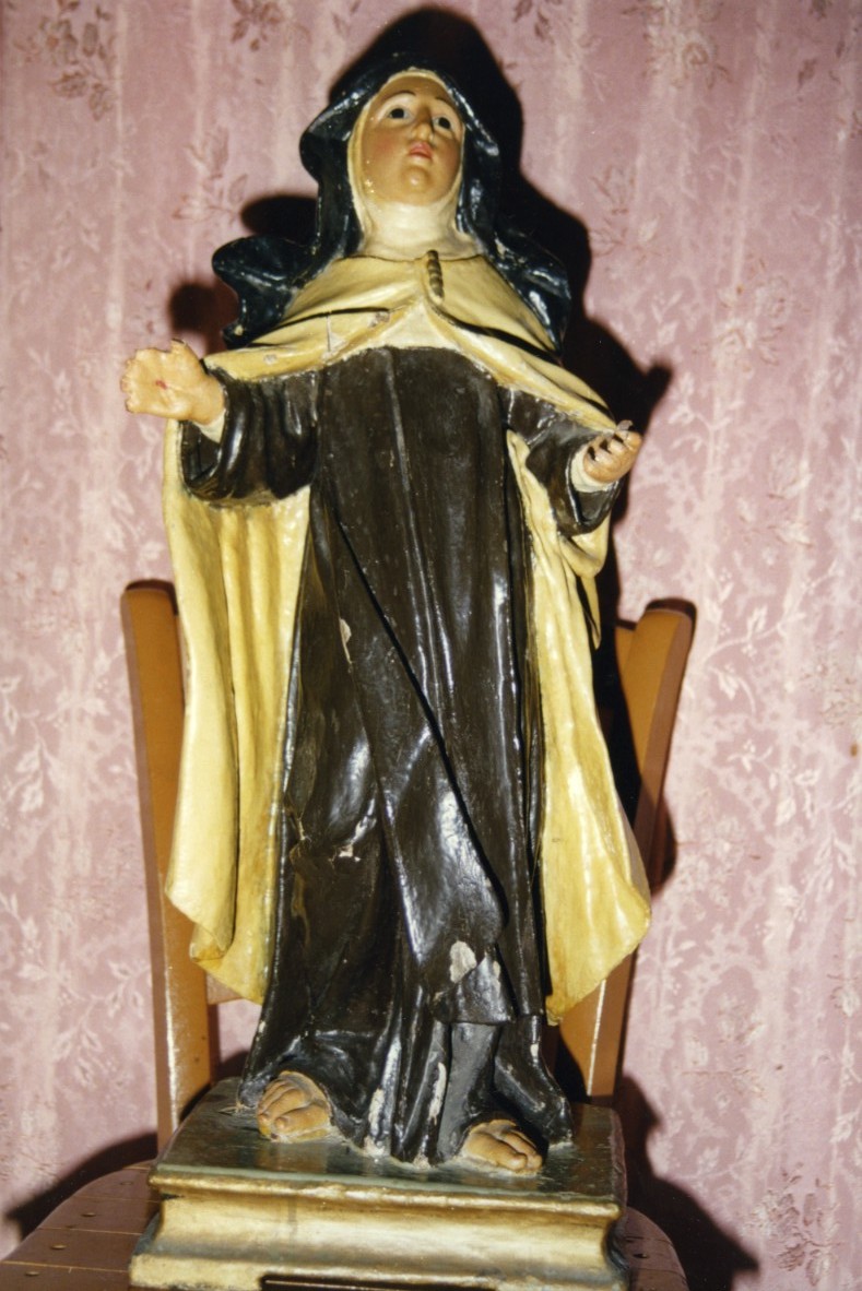 Santa caterina da siena (statua)
