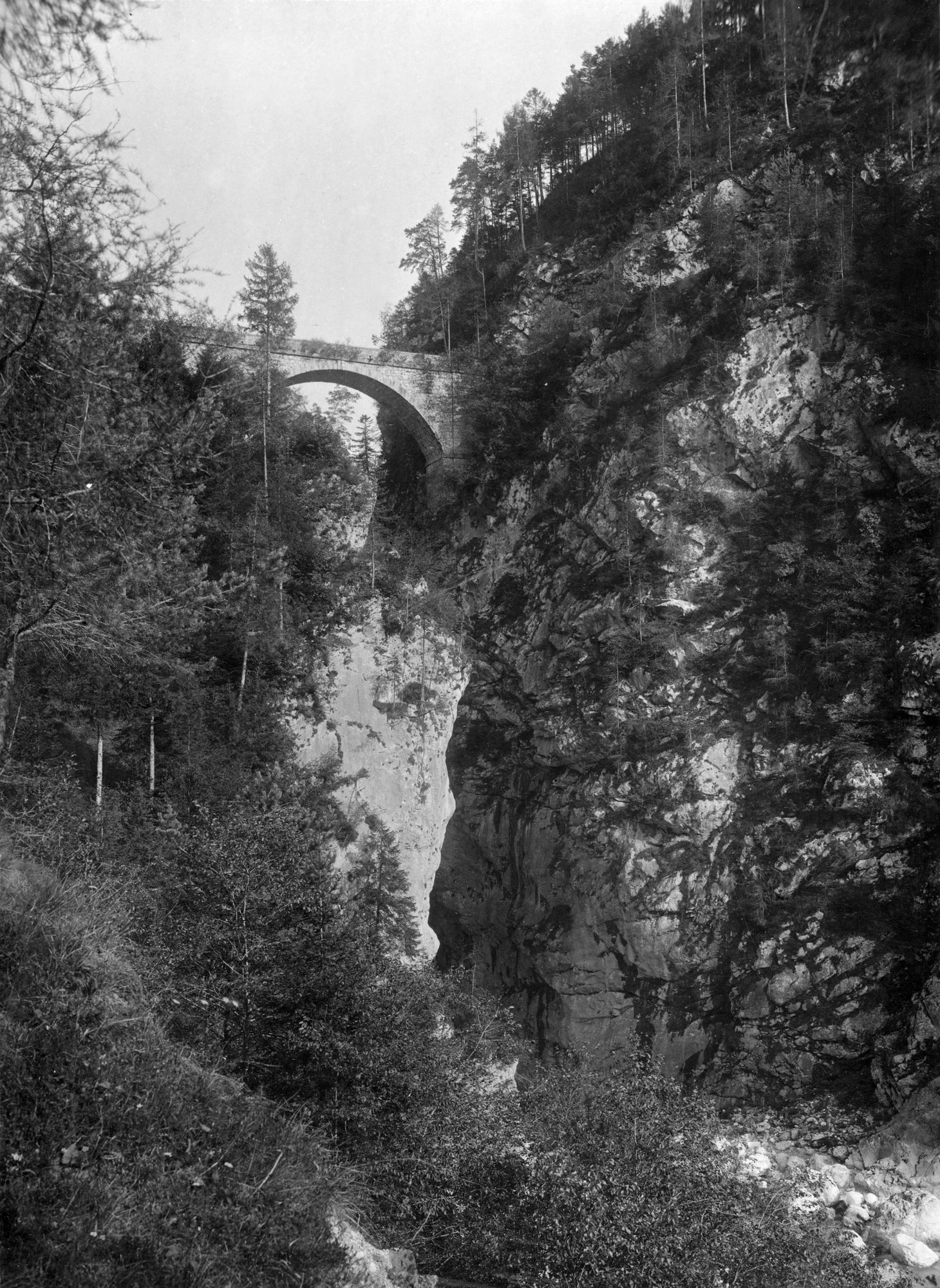 Valle di Cadore. Ponte di Poerore (negativo) di Gabinetto fotografico (XX)