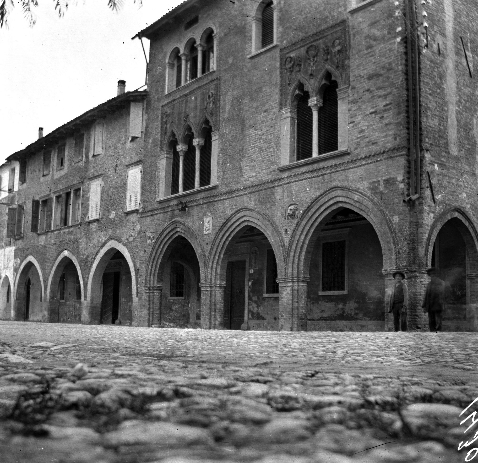 Portogruaro. Palazzo Foligno (negativo) di Ing. Ongaro (XX)