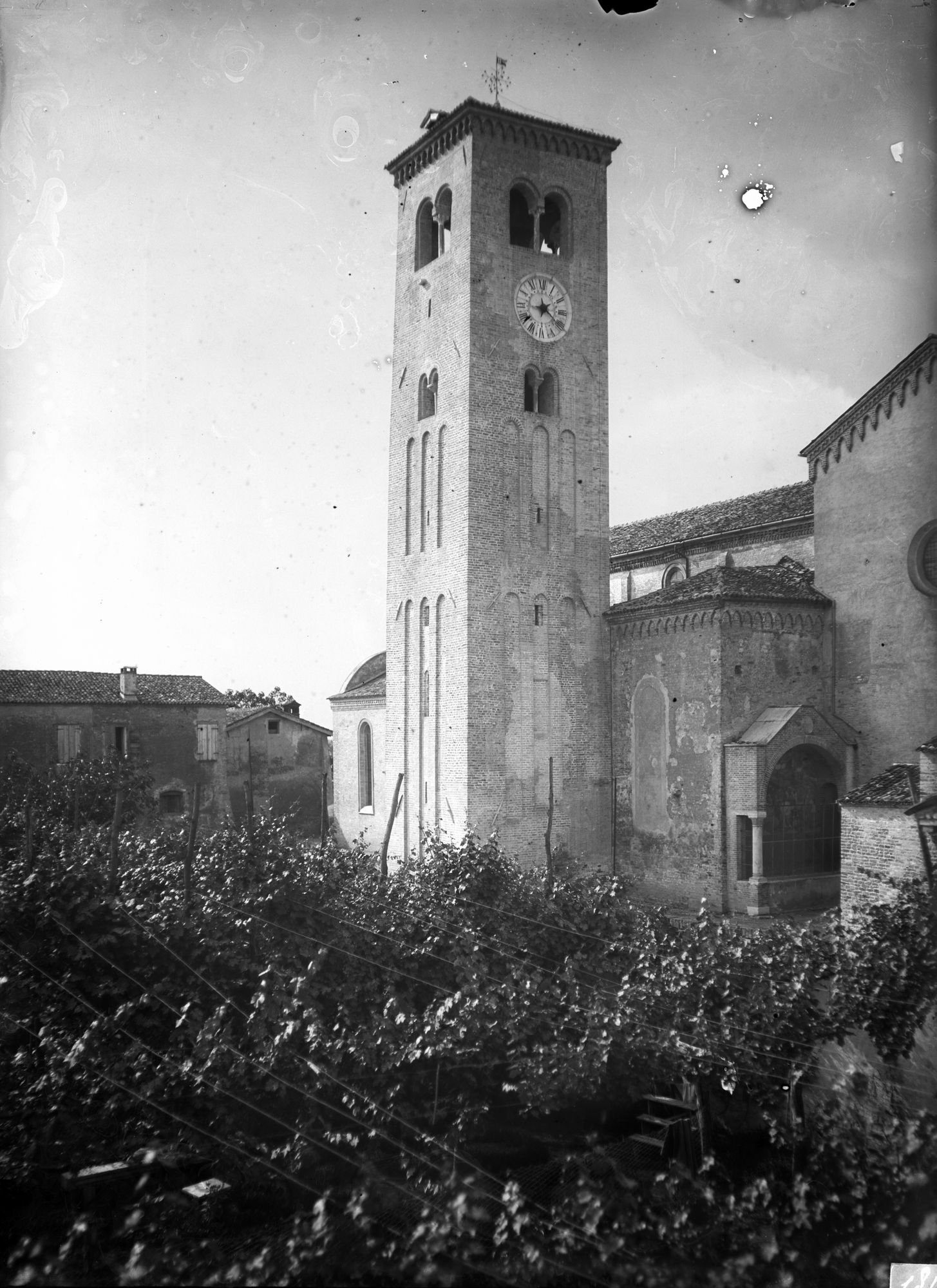 Concordia Sagittaria. Il campanile dopo il restauro (negativo) di Gabinetto fotografico (XX)