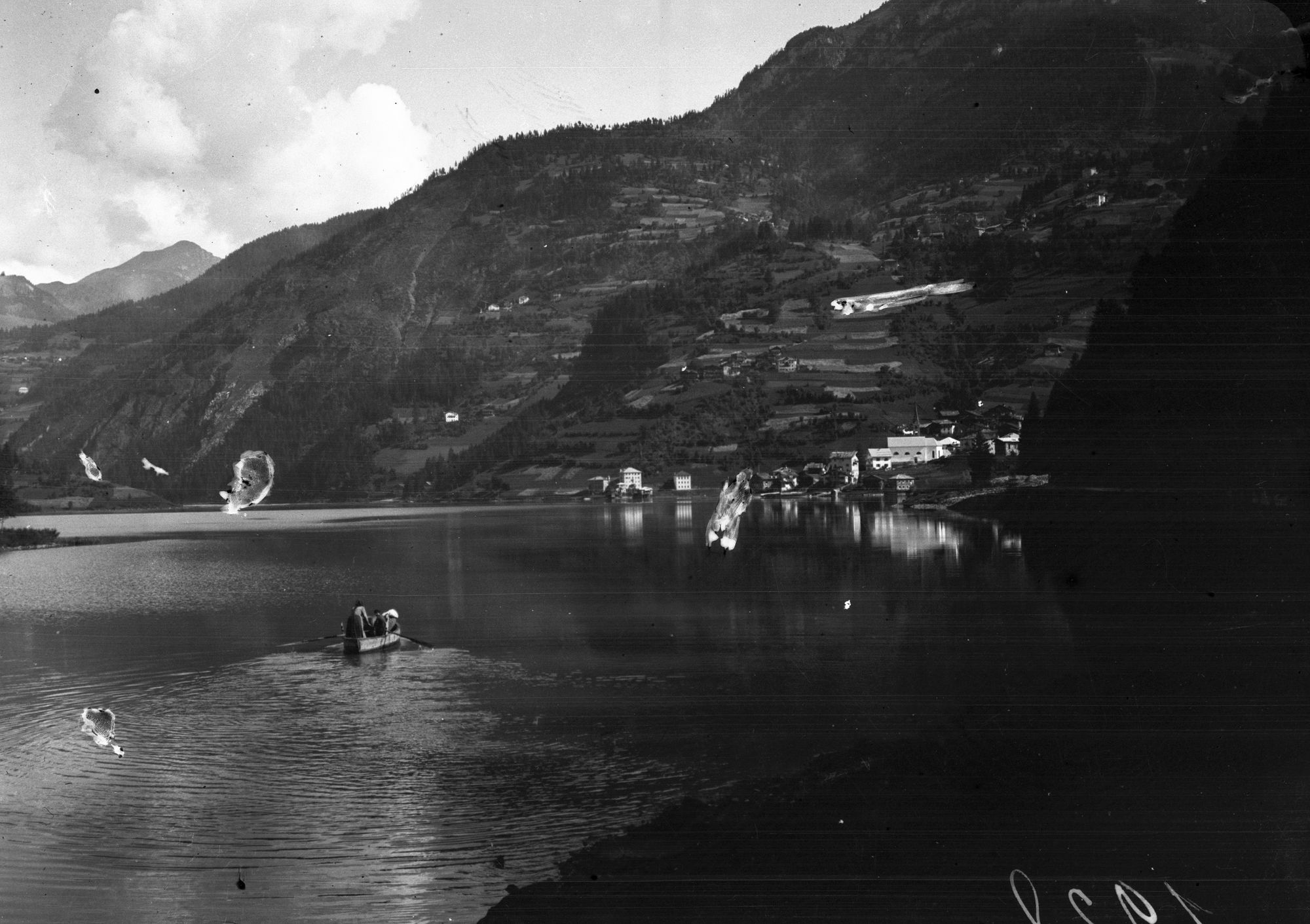 Alleghe. Il lago di Alleghe e dintorni (negativo) di Ing. Ongaro (XX)