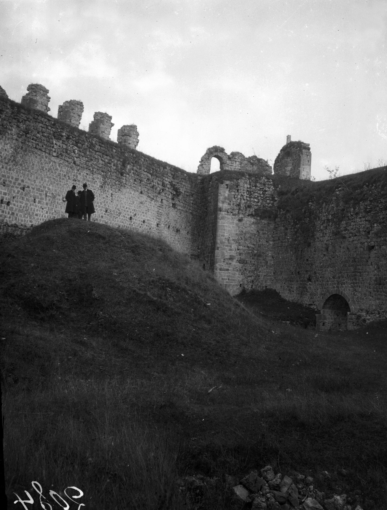 Asolo. Le mura di Asolo (negativo) di Ing. Ongaro (XX)