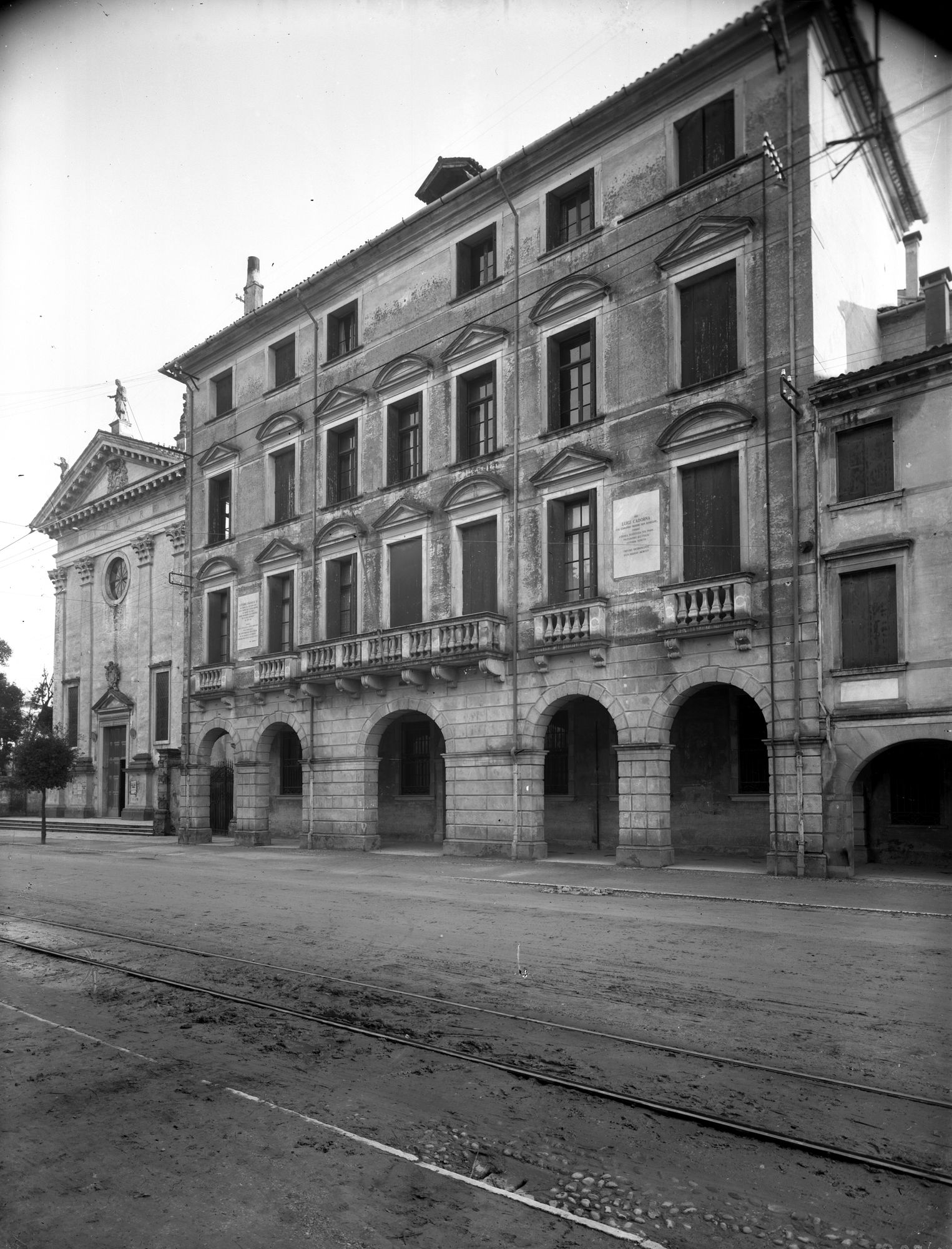 Ex palazzo Manin in Borgo Cavour 36 (negativo) di Gabinetto fotografico (XX)