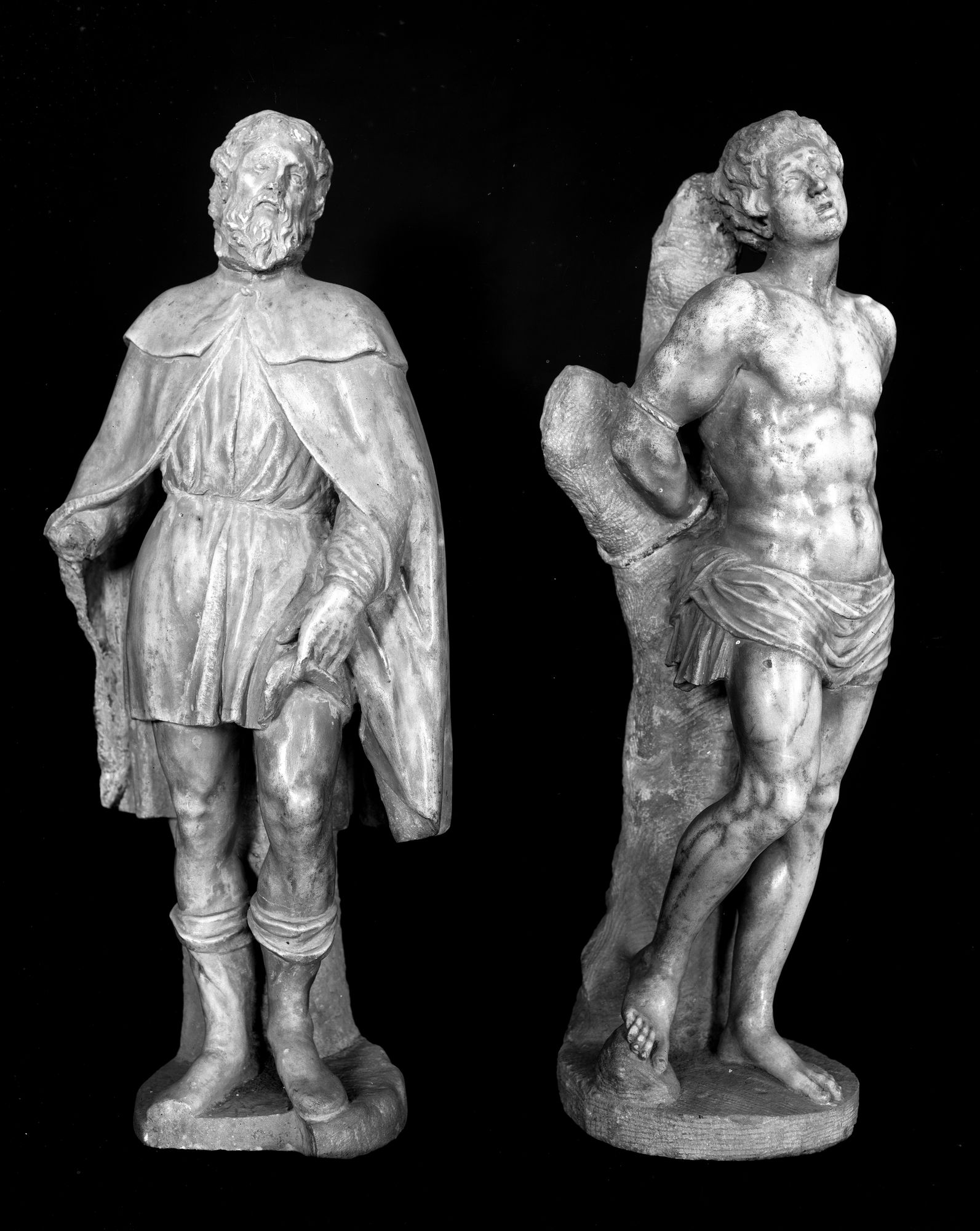 Chiesa San Martino. SS. Rocco e Sebastiano. Statue sec. XVI trafugate e sequestrate (negativo) di Gabinetto fotografico (XX)