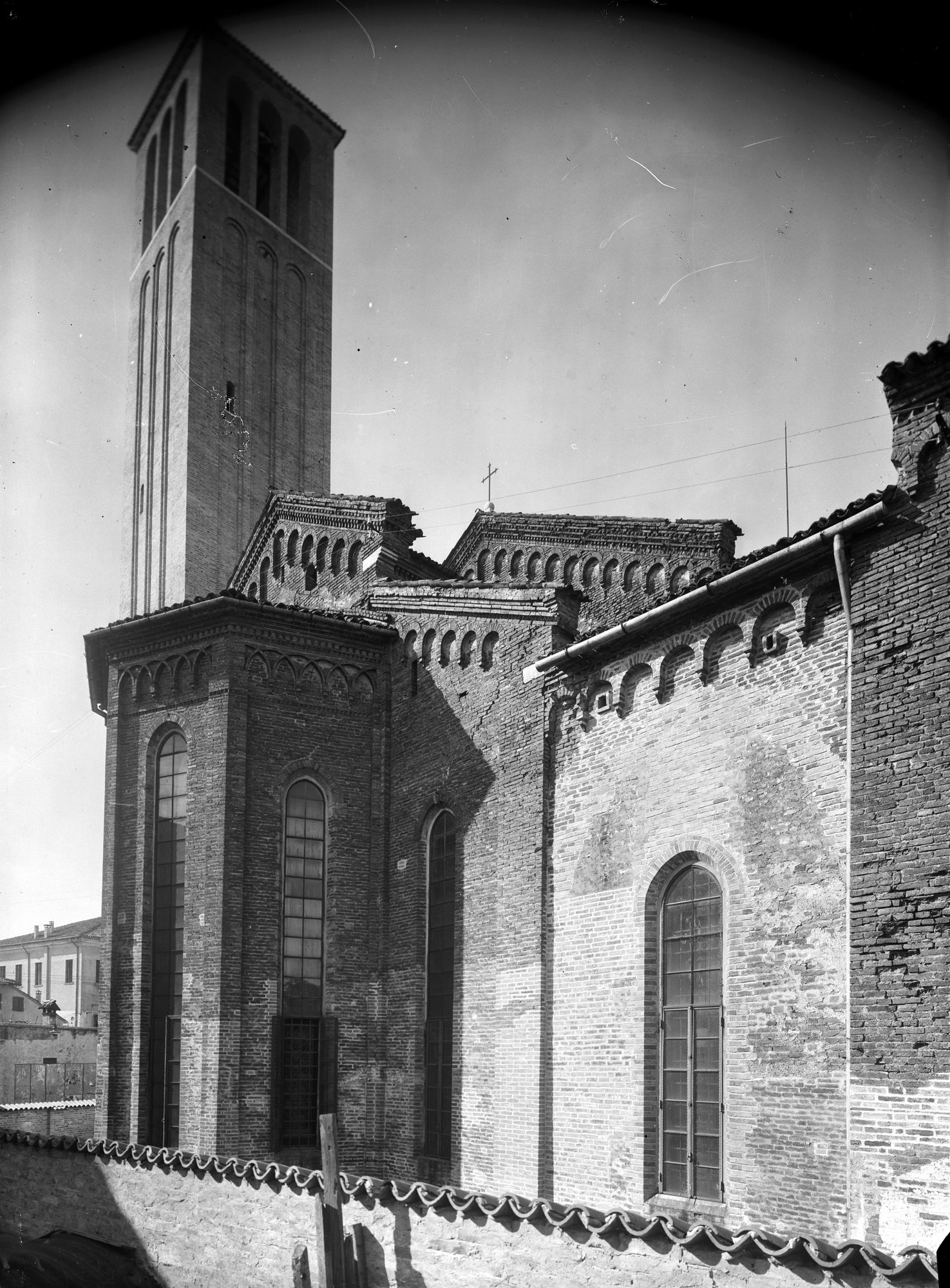 Chiesa San Francesco. Le absidi (negativo) di Gabinetto fotografico (XX)