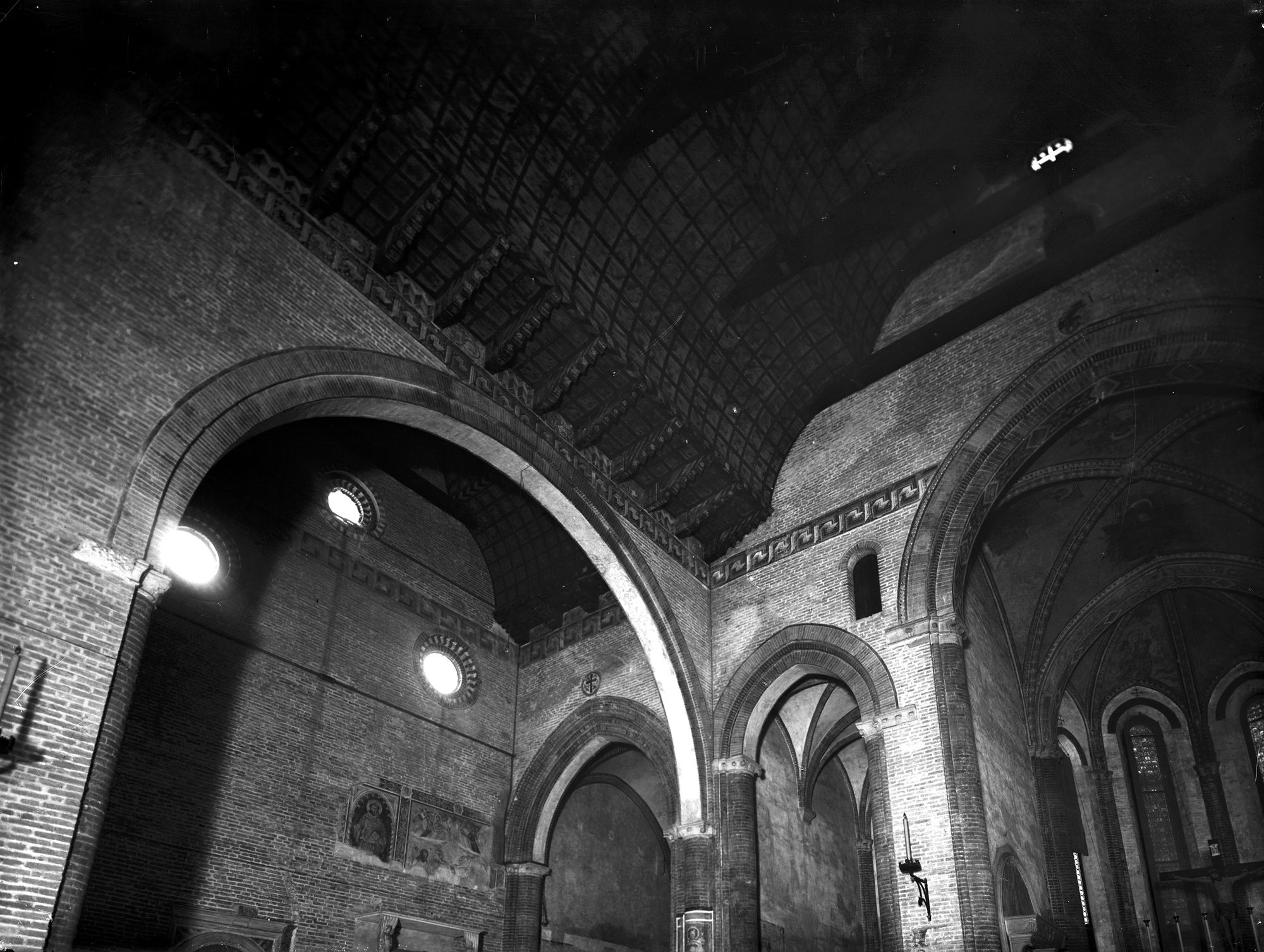 Chiesa San Francesco. Il transetto (negativo) di Gabinetto fotografico (XX)