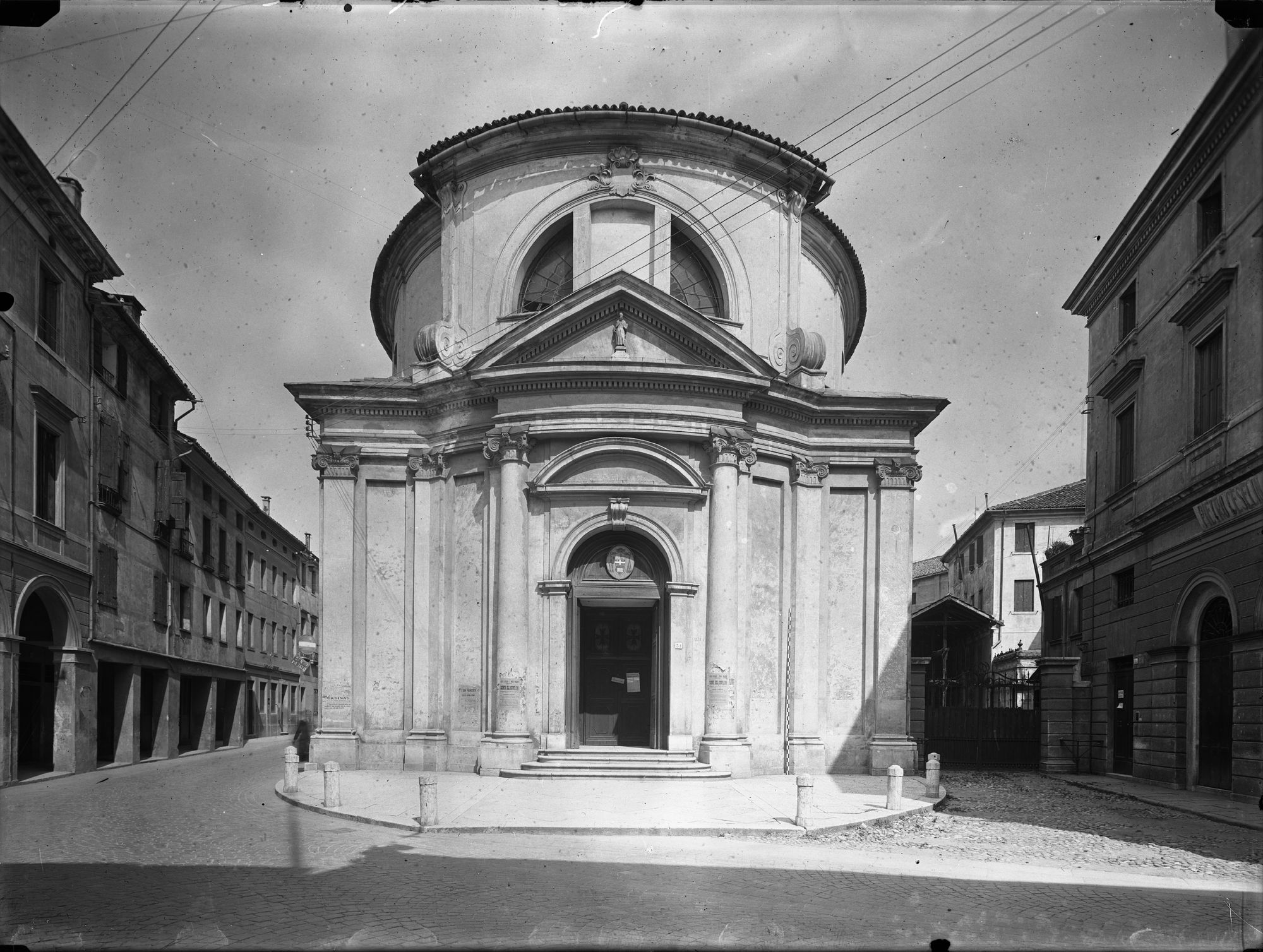 Chiesa Sant' Agostino. La facciata (negativo) di Gabinetto fotografico (XX)