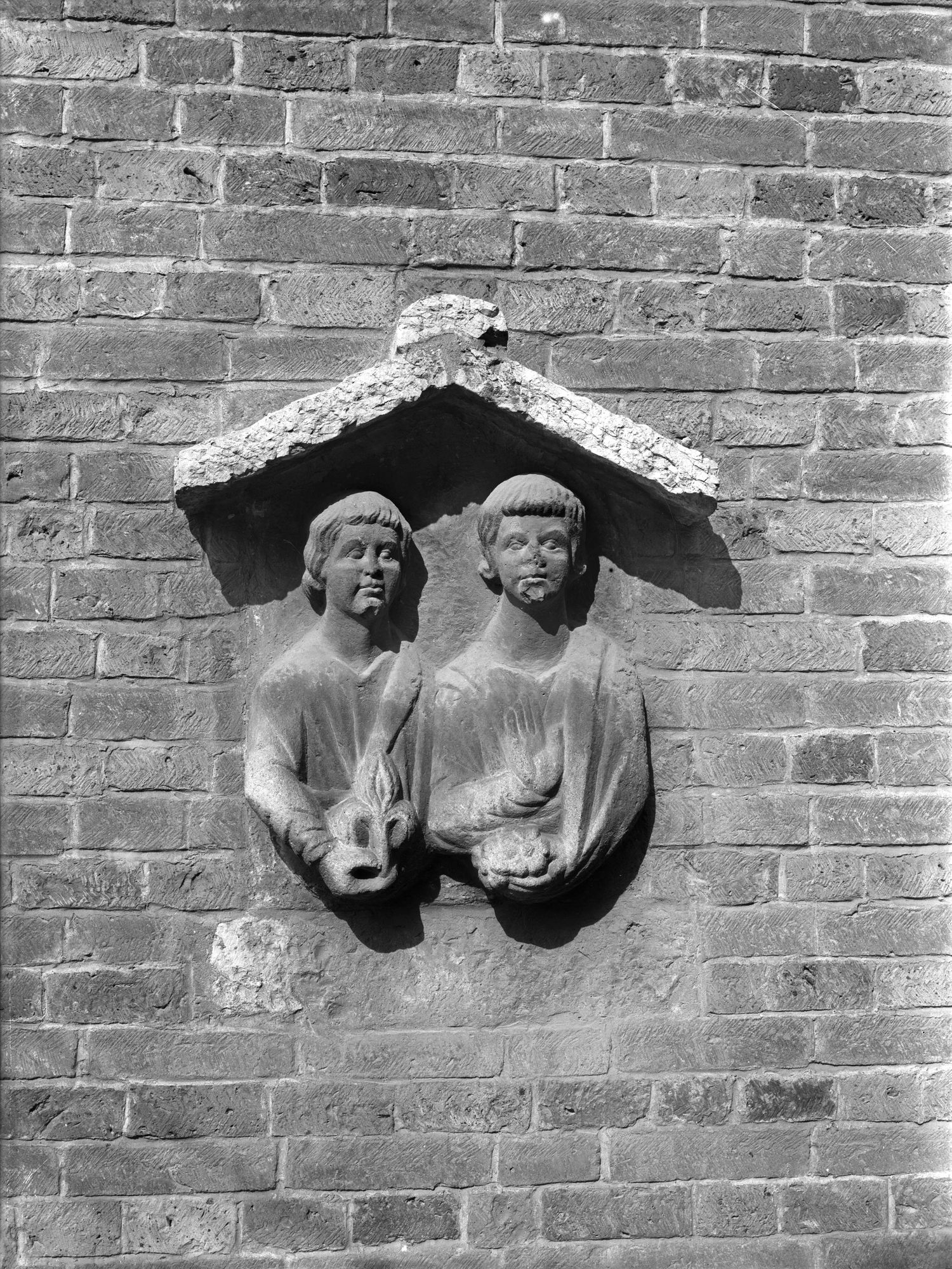 Battistero. Stele romana di San Fiorenzo a Vendemiale (negativo) di Gabinetto fotografico (XX)