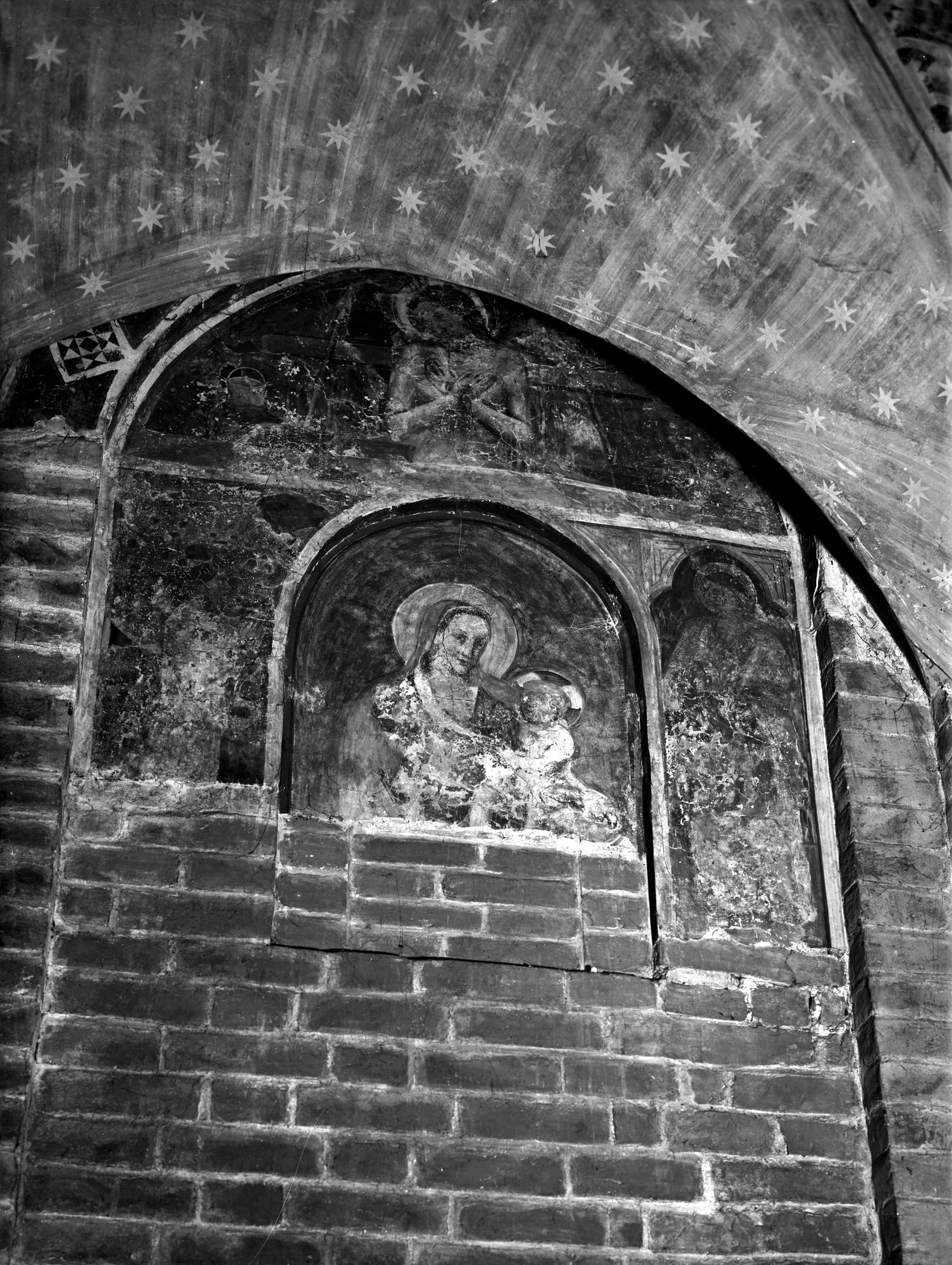 Chiesa Santa Lucia. MAdonna, l'Annunziata e Cristofano. Sec. XV (negativo) di Gabinetto fotografico (XX)