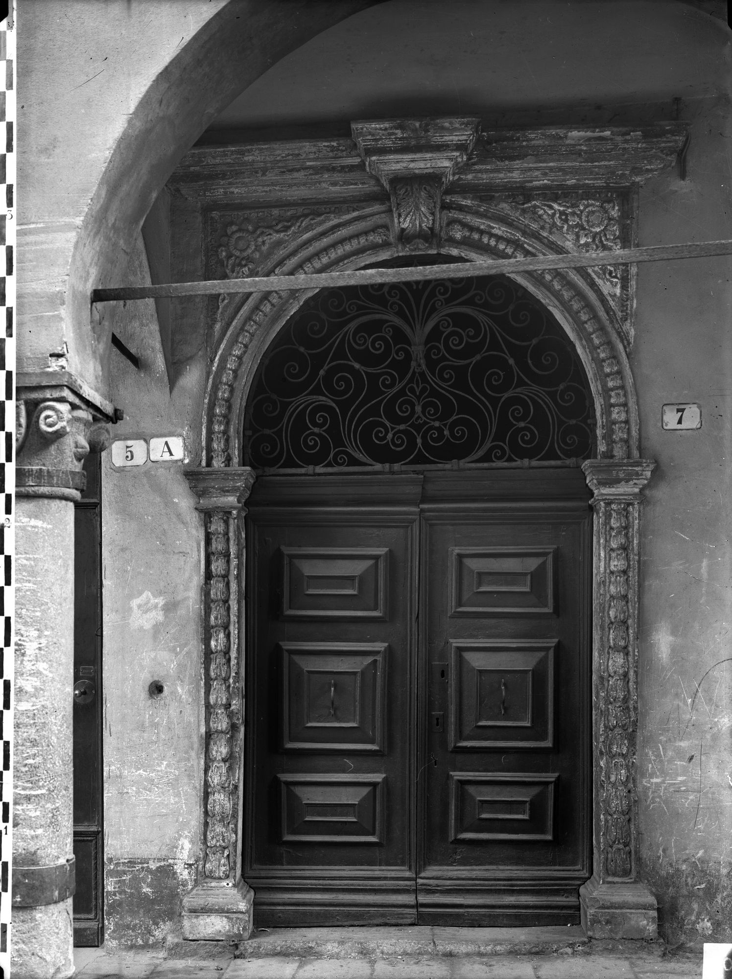 Casa in via San Martino e Solferino n. 7 (negativo) di Gabinetto fotografico (XX)