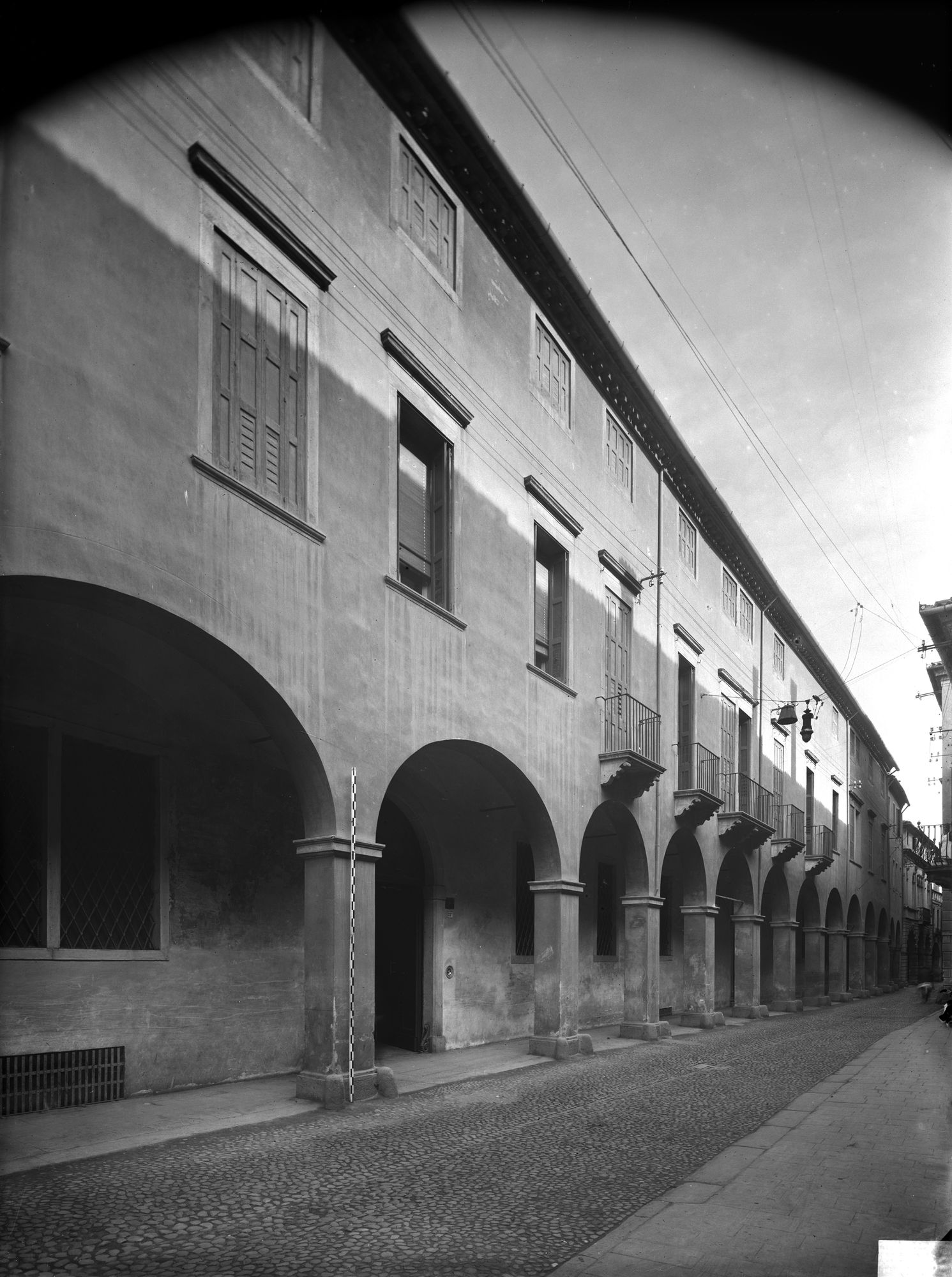 Palazzo Giusti già De Lazzera in via San francesco 55-55.A (negativo) di Gabinetto fotografico (XX)