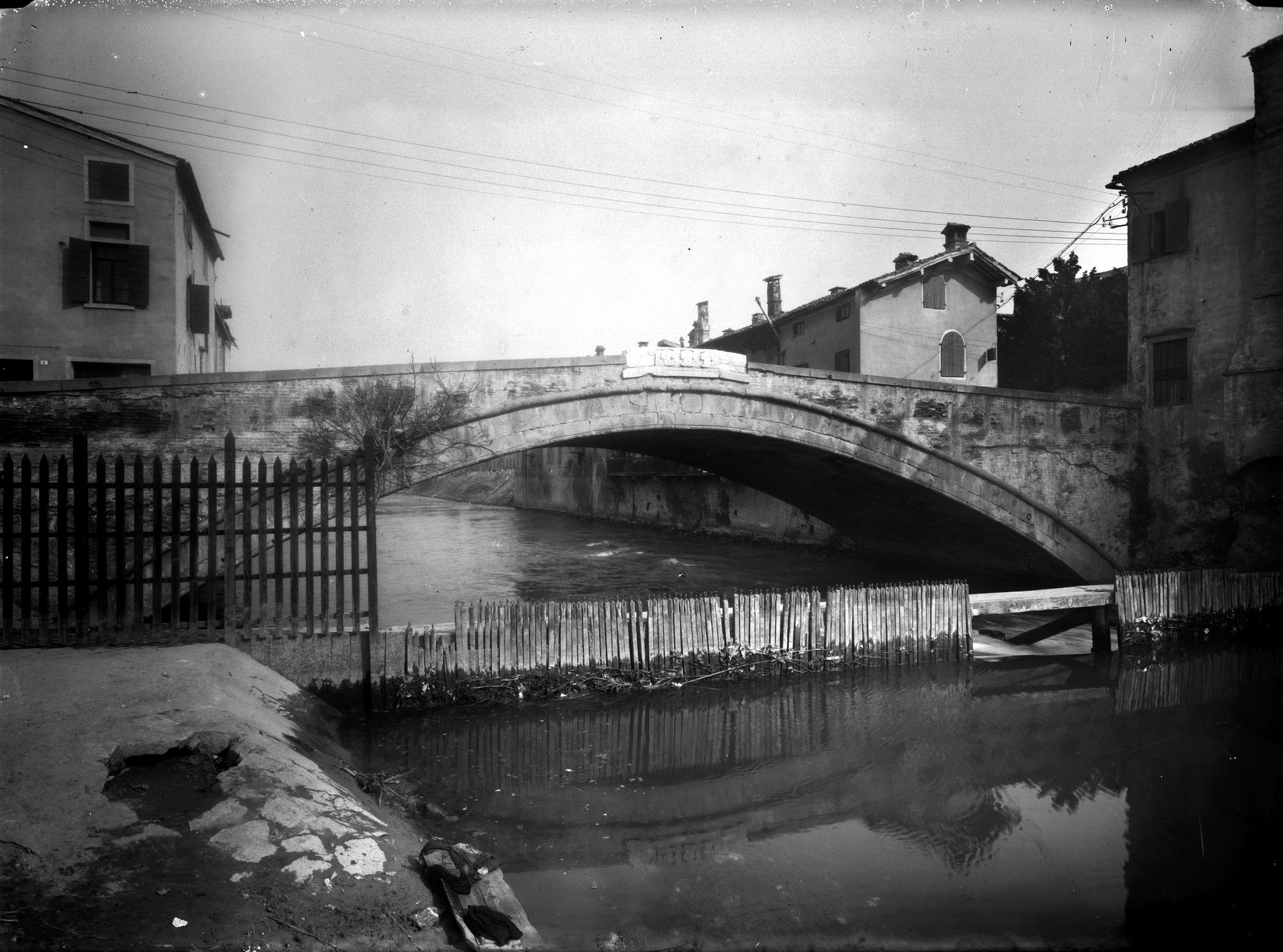 Ponte Sant' Agostino ( 1532 ) (negativo) di Gabinetto fotografico (XX)