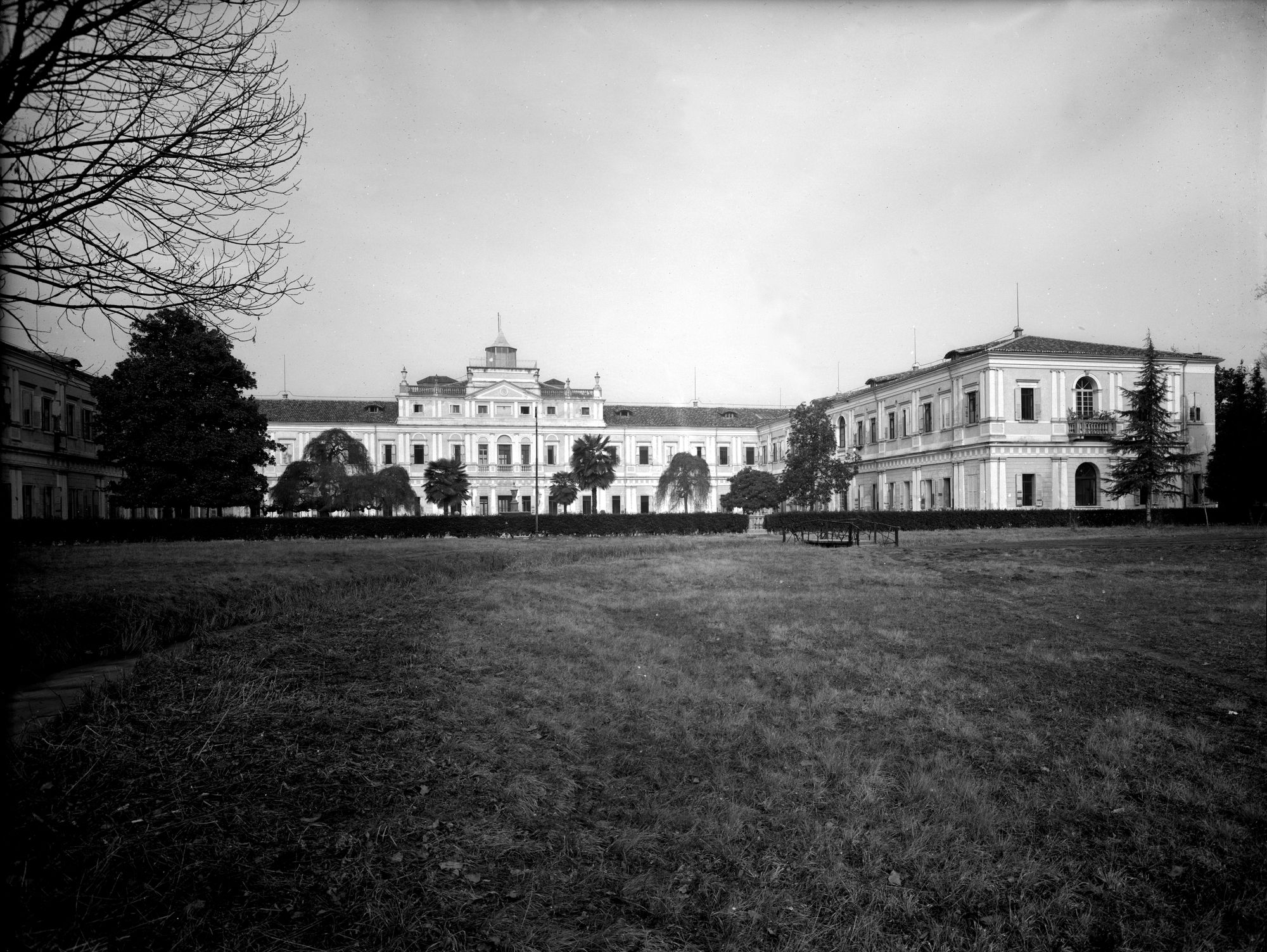 Cà Cappello ora Villa Imperiale. Lato sud (negativo) di Gabinetto fotografico (XX)