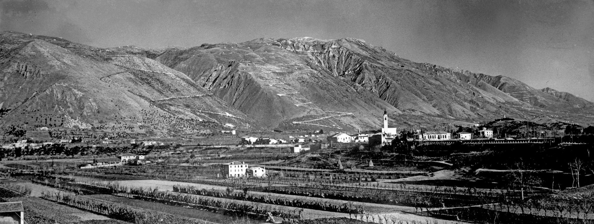 Veduta panoramica (negativo) di Gabinetto fotografico (XX)