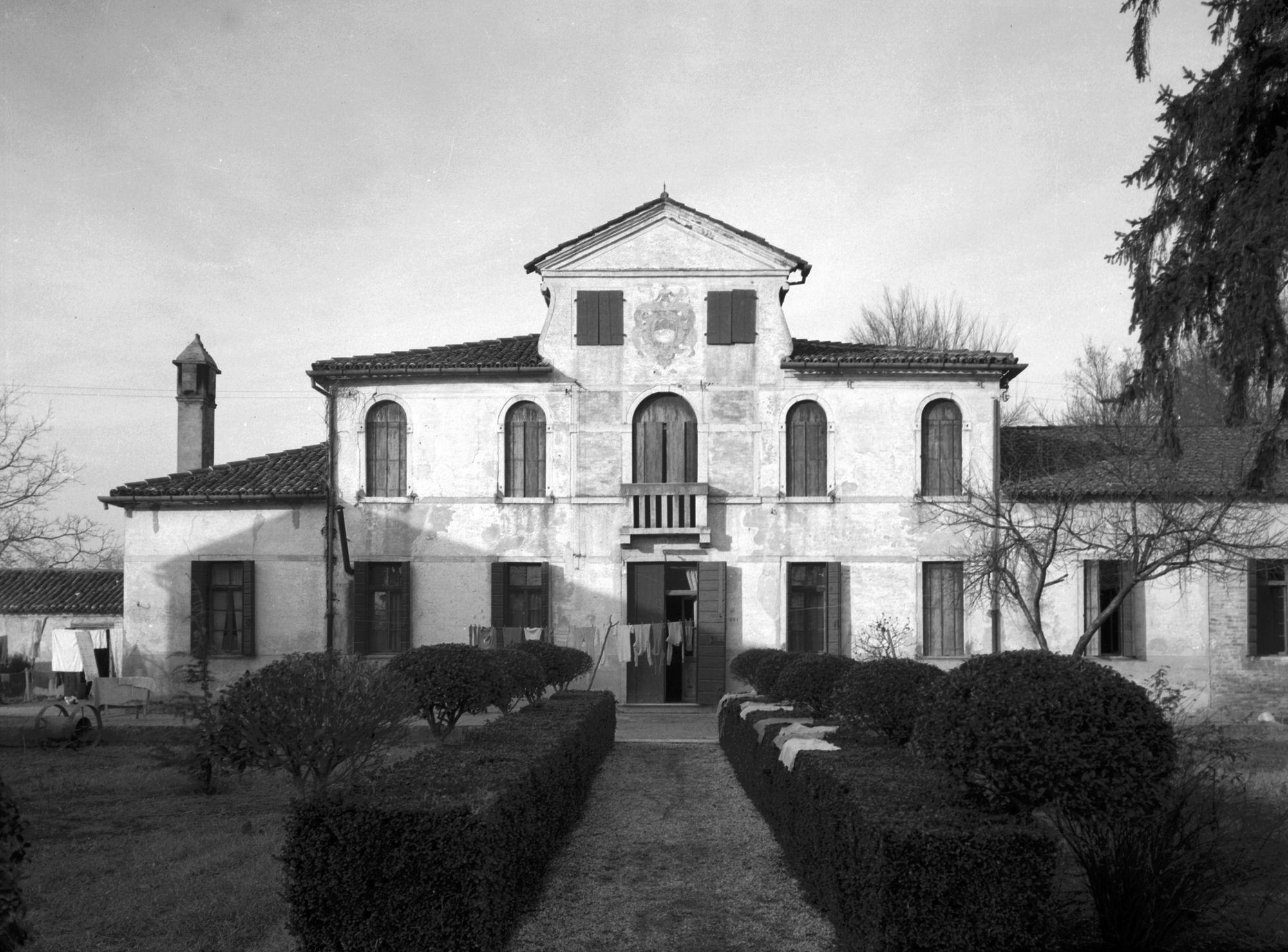 Villa De Lazara-Pisani-Zusto. Facciata (negativo) di Gabinetto fotografico (XX)