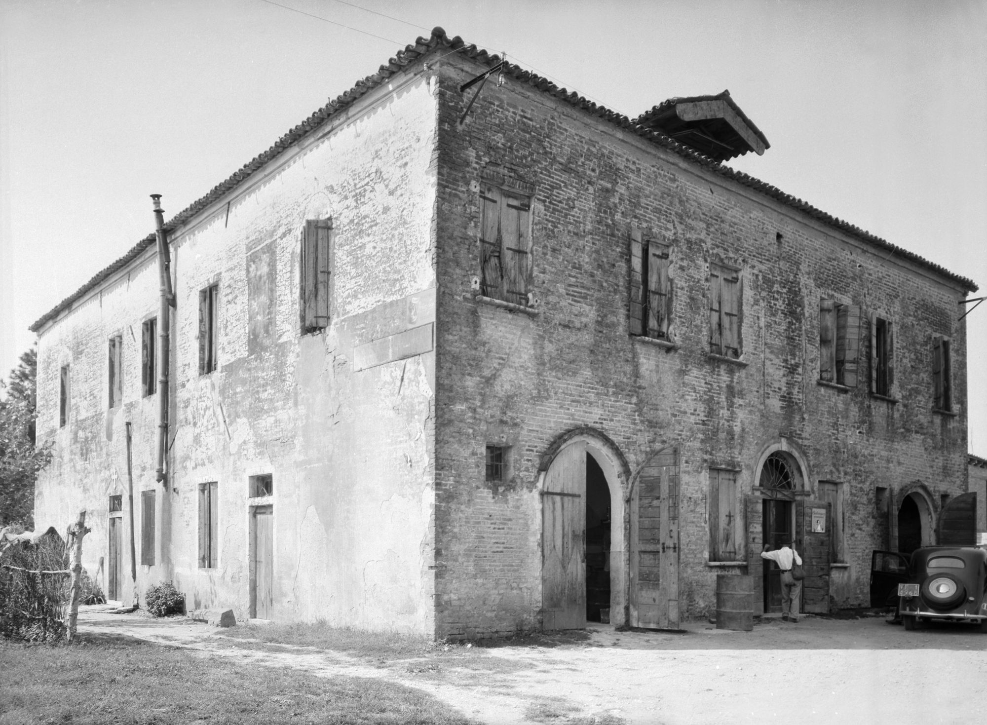 Villa Morchio. Esterno (negativo) di Gabinetto fotografico (XX)