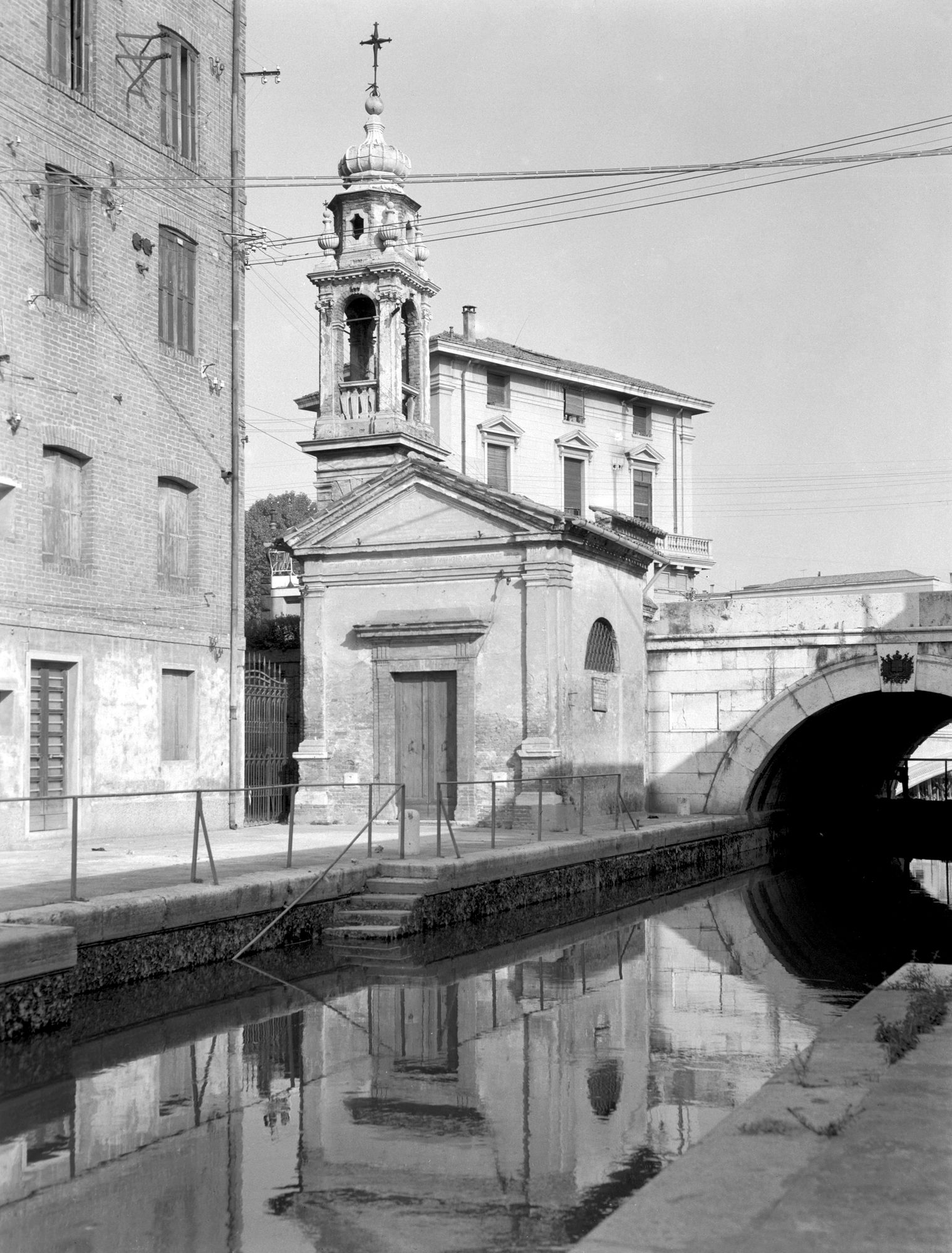 Fosse Contarine. La chiesetta (negativo) di Gabinetto fotografico (XX)