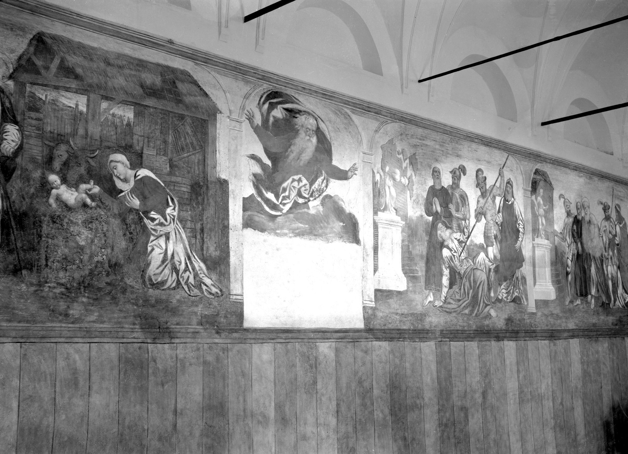 Chiesa San Simon. Scorcio di affreschi dopo il restauro (negativo) di Gabinetto fotografico (XX)