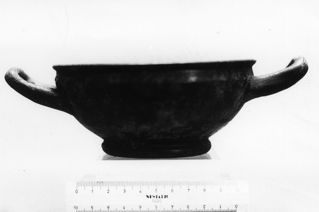 kylix (secc. IV a.C.-III a.C)