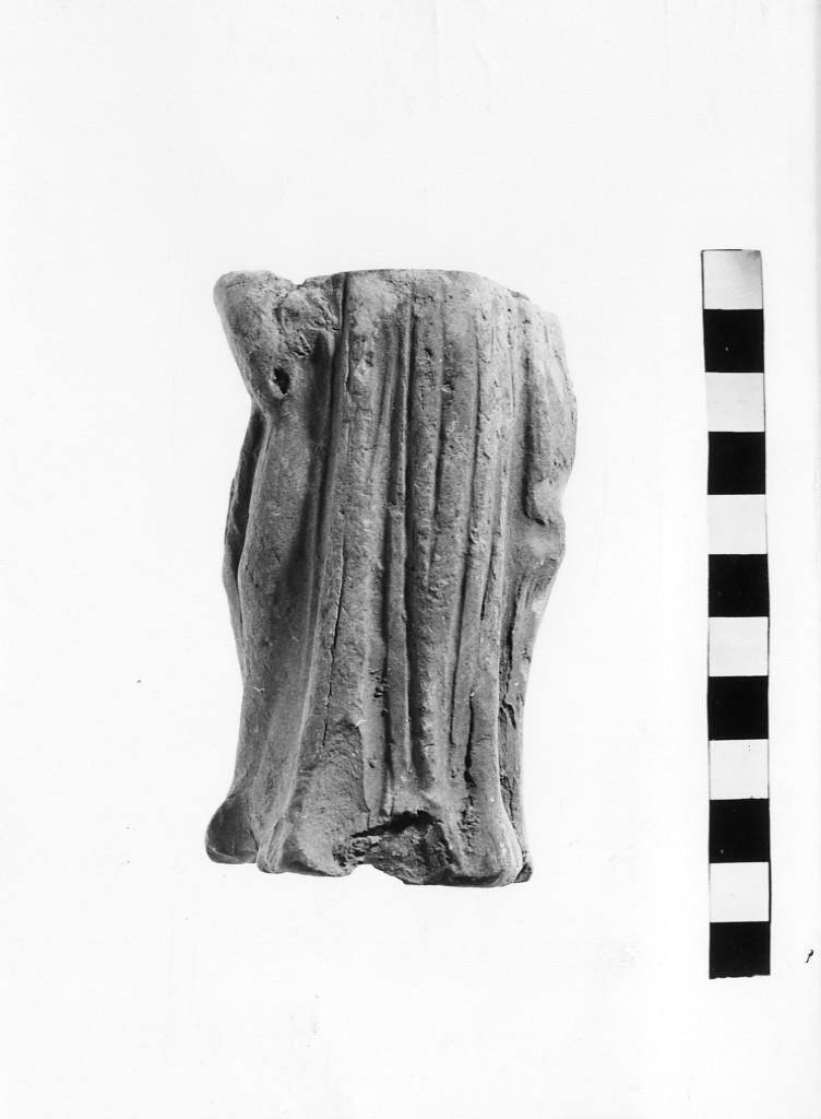 statuetta femminile votiva (secc. III a.C.-II a.C)