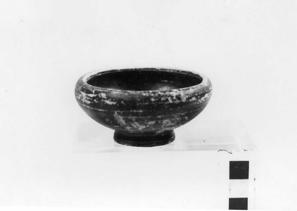 coppetta - ceramica campana - produzione locale (secc. III a.C.-II a.C)