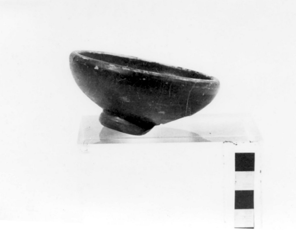 coppetta - ceramica campana - produzione locale (secc. III a.C.-II a.C)