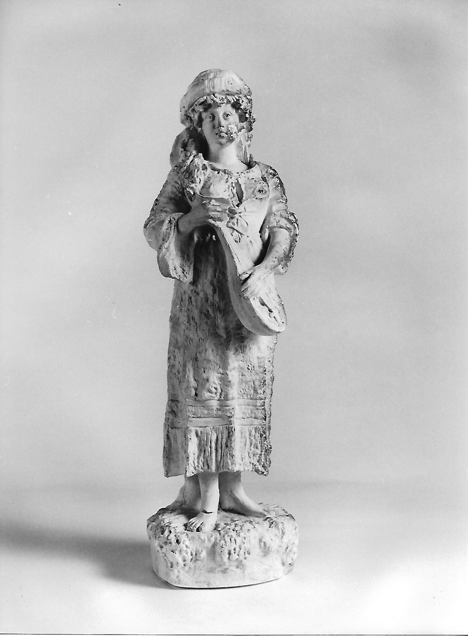 figura femminile con stumento musicale (calco, opera isolata) - produzione coreglina (fine sec. XIX)