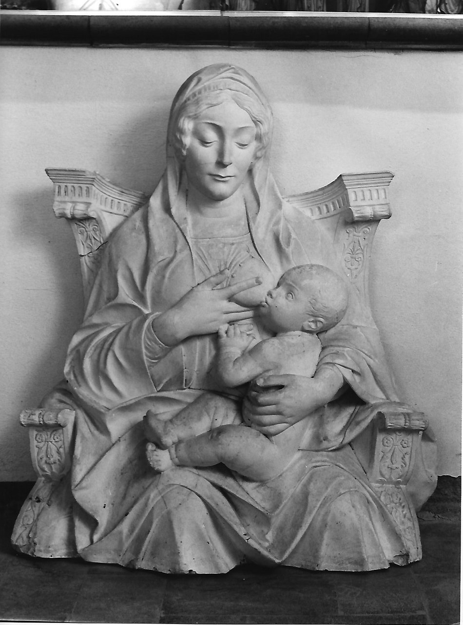 Madonna che allatta il bambino (calco, opera isolata) - produzione coreglina (fine sec. XIX)