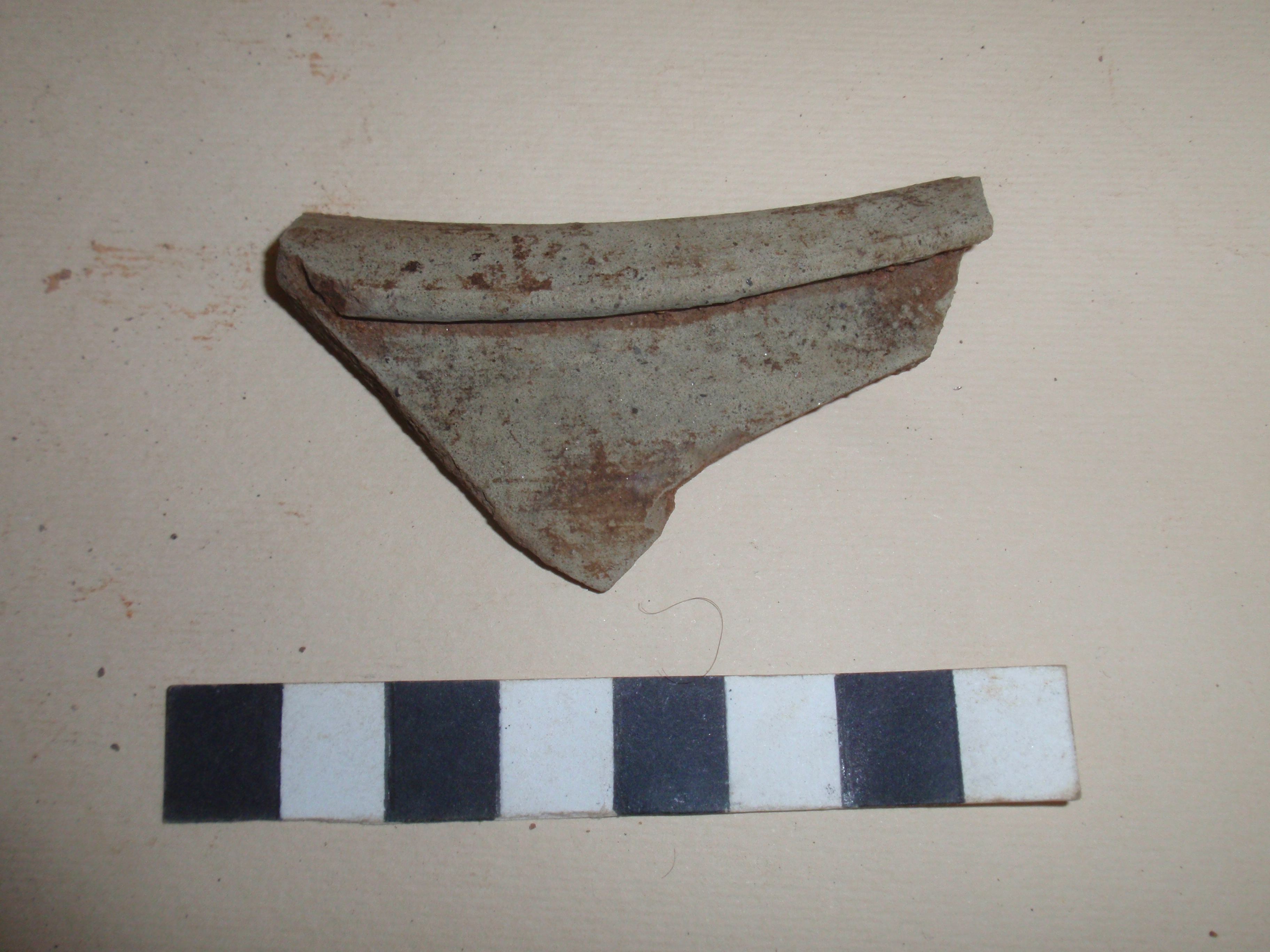 coppa/ emisferica, ceramica comune (metà IV a.C)