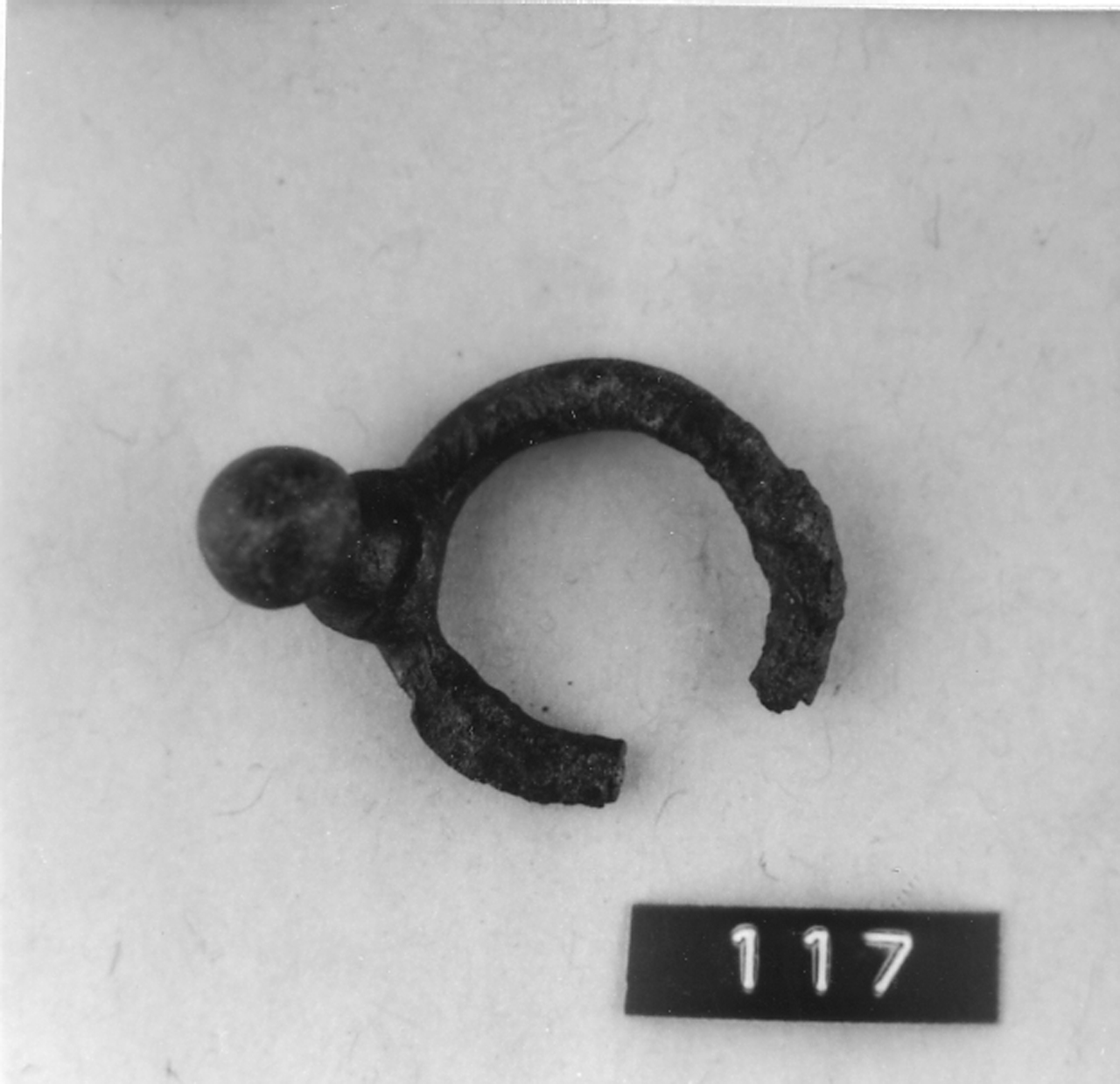 Anello da presa, Applique con anello di sospensione (secc. I/ II d.C)