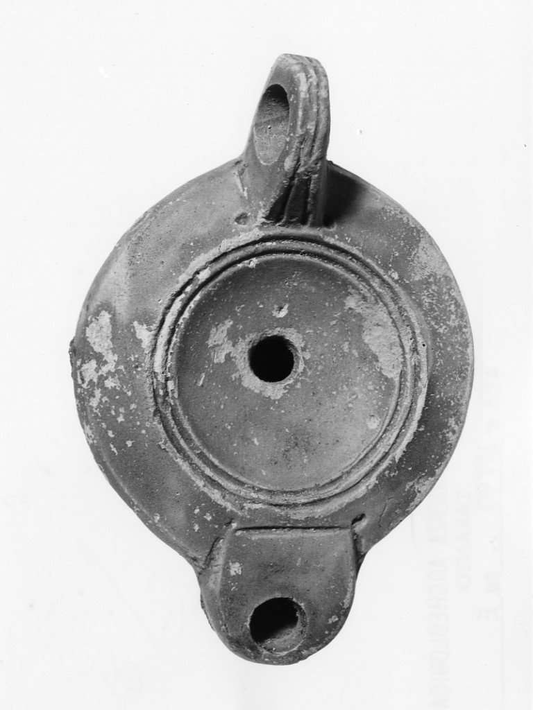 lucerna monolicne, Deneauve, tipo VII A - fabbrica dell'Italia meridionale (seconda metà sec. I d.C)