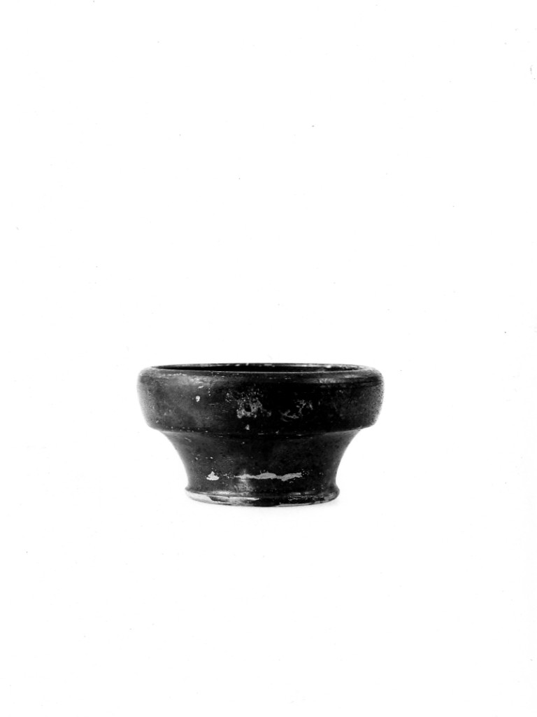 ciotola - ceramica tardo apula (seconda metà sec. IV a.C)