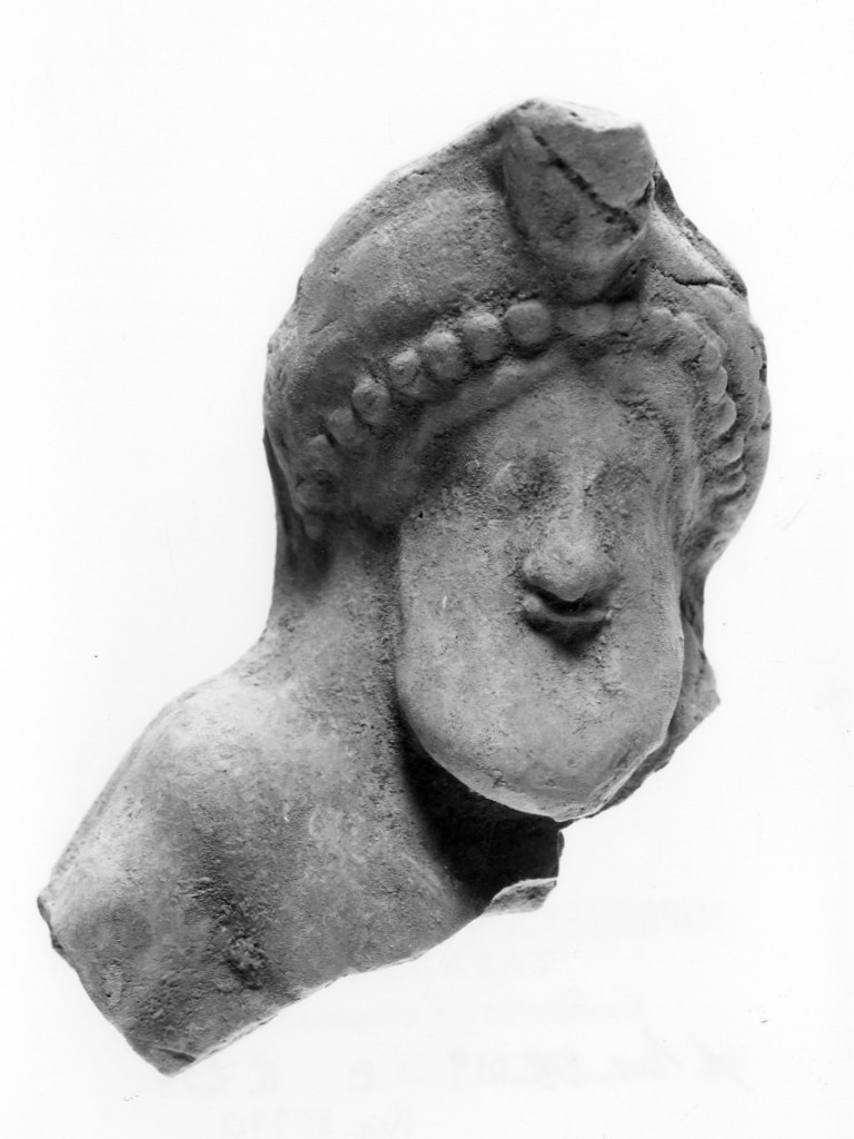 Dyonisos-Hades (terracotta figurata) - fabbrica tarantina (inizio sec. V a.C)