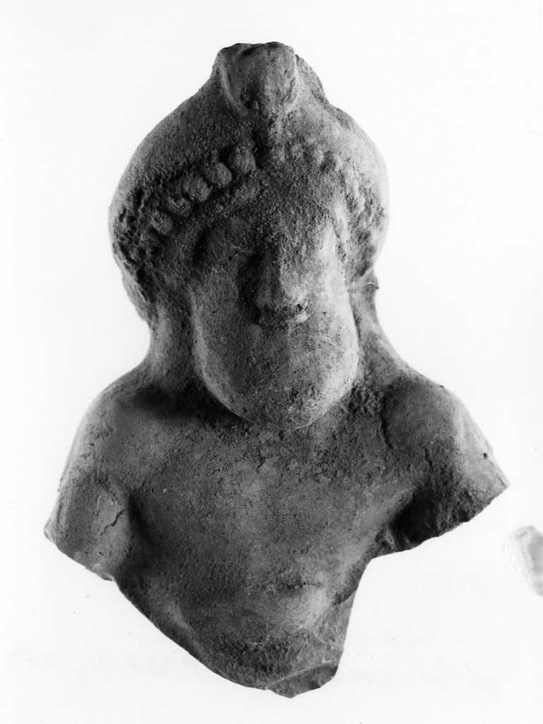 Dyonisos-Hades (terracotta figurata) - fabbrica tarantina (fine sec. VI a.C)