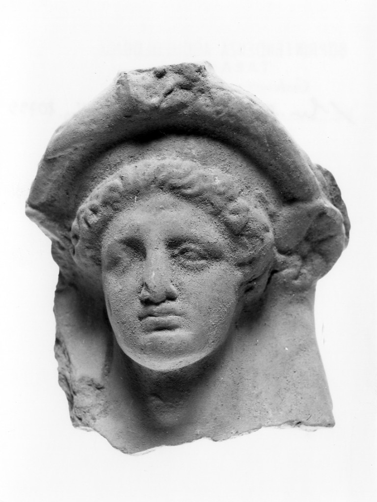 Dyonisos-Hades (terracotta figurata) - fabbrica tarantina (metà sec. IV a.C)